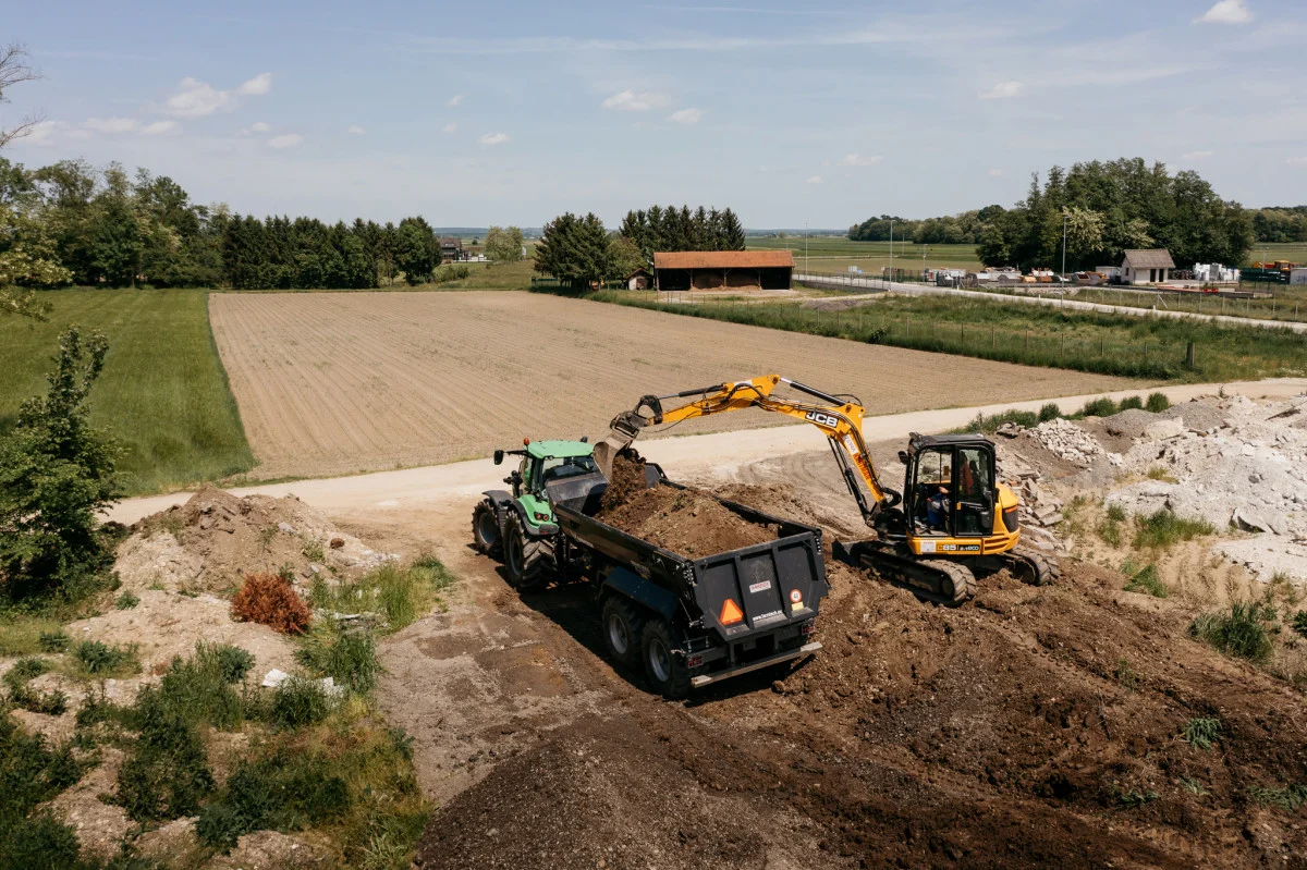 návesy GRAVIS 2000 Farmtech