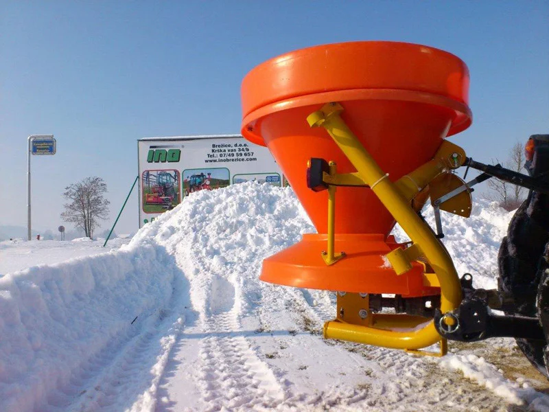 Posýpače FERTI WINTER (INO)